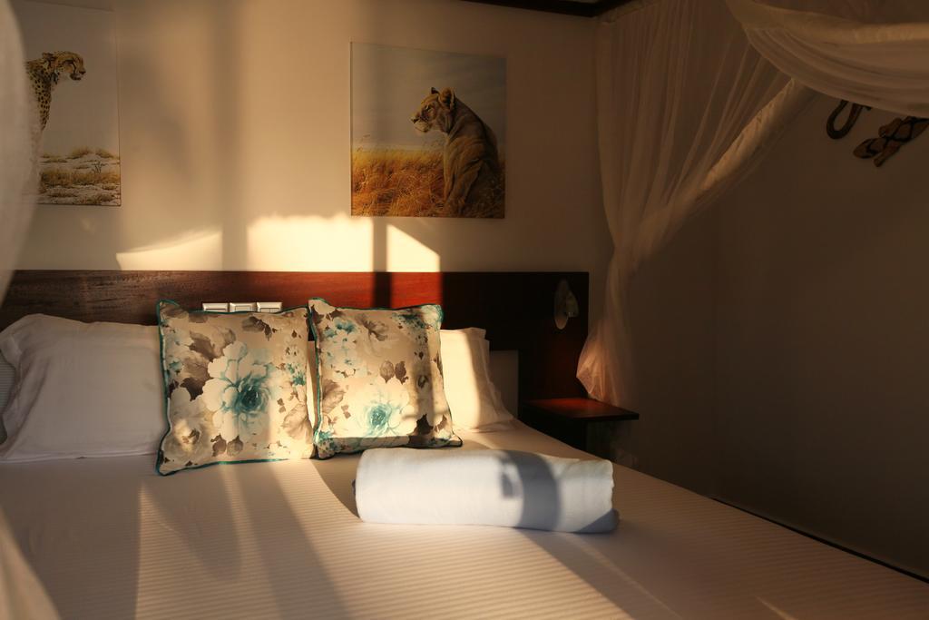 Villa Raymond, Diani, Kenya เดียนีบีช ภายนอก รูปภาพ