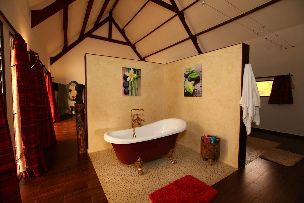 Villa Raymond, Diani, Kenya เดียนีบีช ภายนอก รูปภาพ