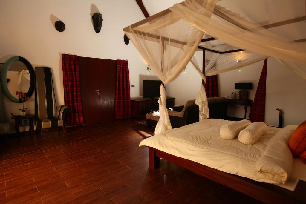 Villa Raymond, Diani, Kenya เดียนีบีช ภายนอก รูปภาพ