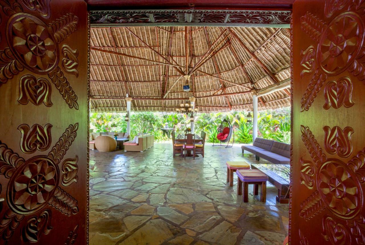 Villa Raymond, Diani, Kenya เดียนีบีช ภายนอก รูปภาพ